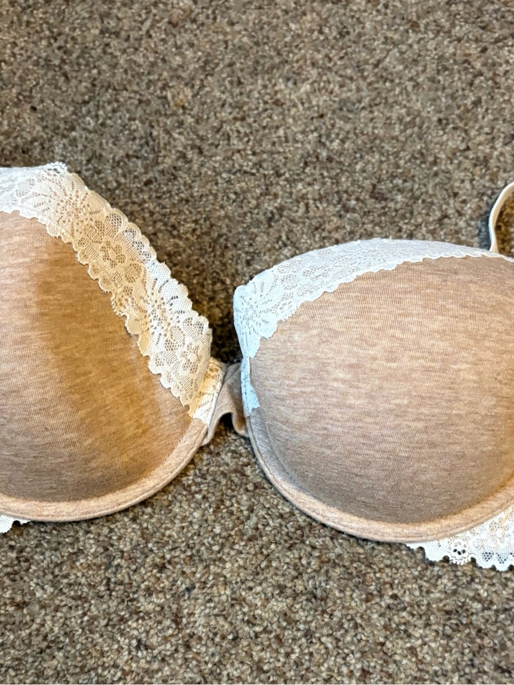 PINK Victoria's Secret Beige Lace-Trim Push-Up Bra